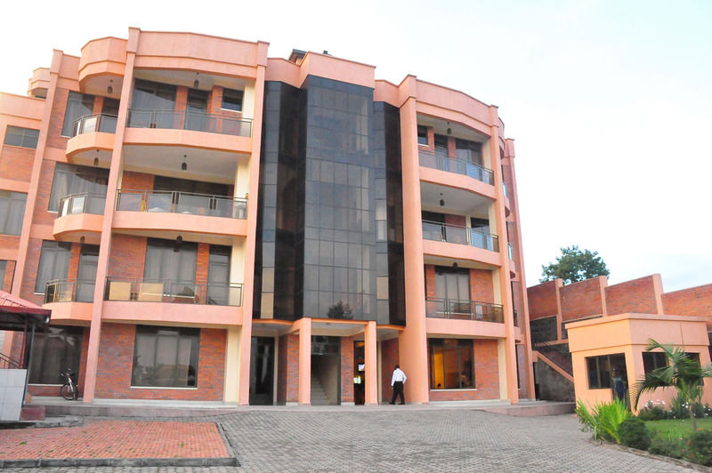 Faraja Hotel Ruhengeri Bagian luar foto