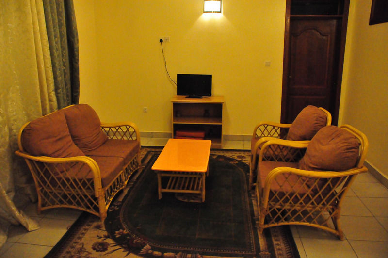 Faraja Hotel Ruhengeri Bagian luar foto