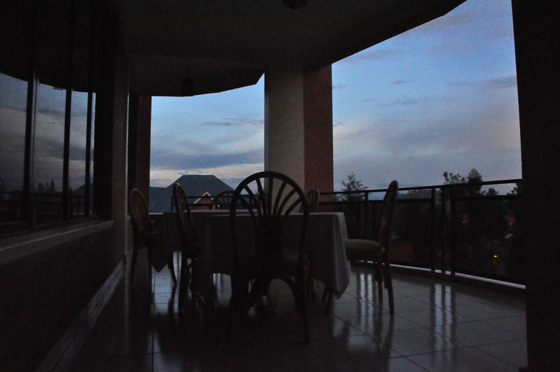 Faraja Hotel Ruhengeri Bagian luar foto